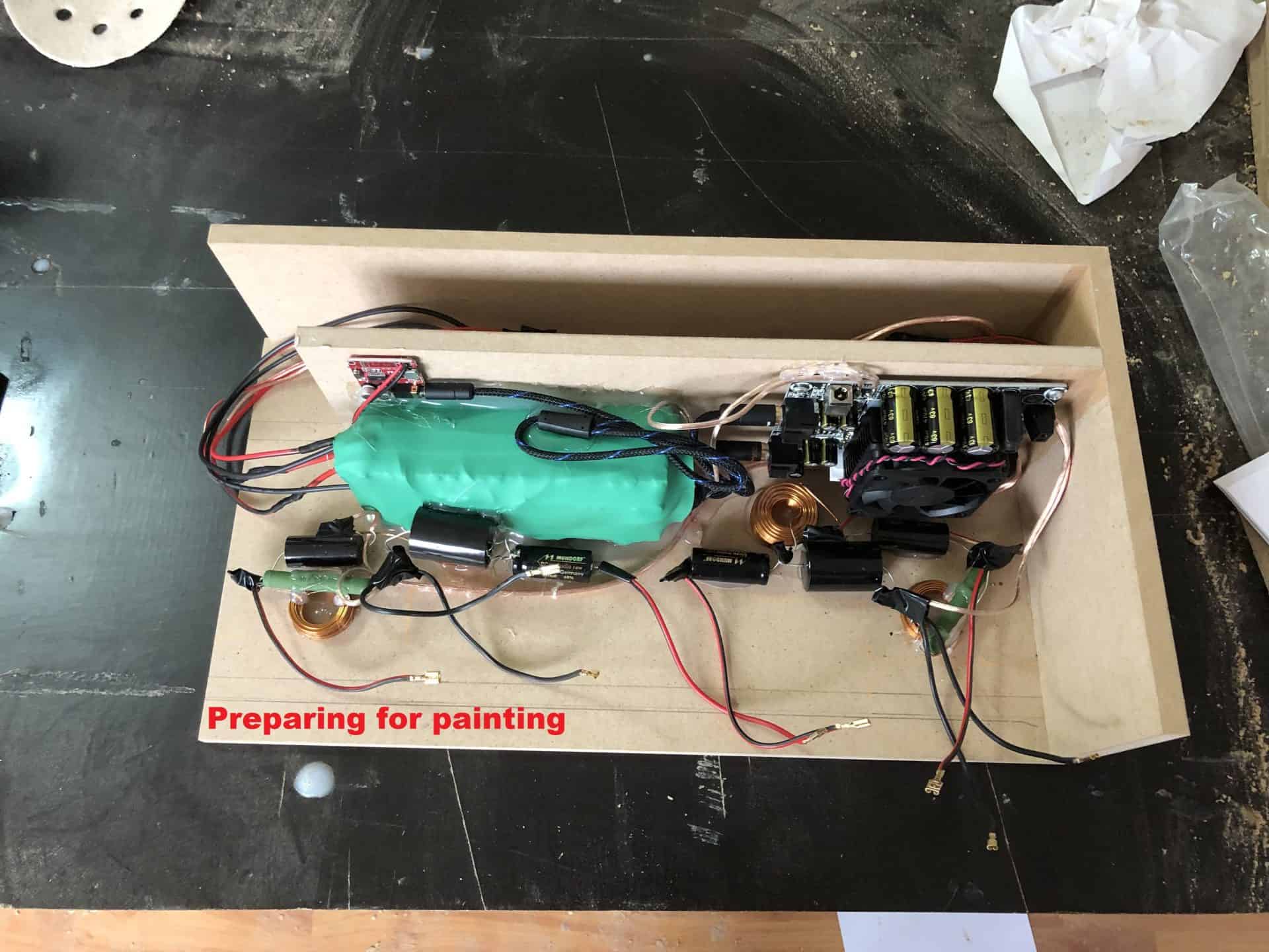 DIY boombox plans 2 x 100 watt 12 hours playtime Audio Judgement