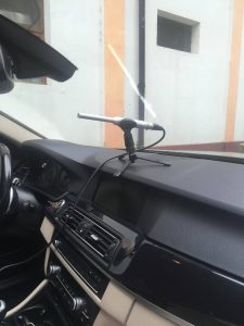 microphone on top of dash resonant frequency
