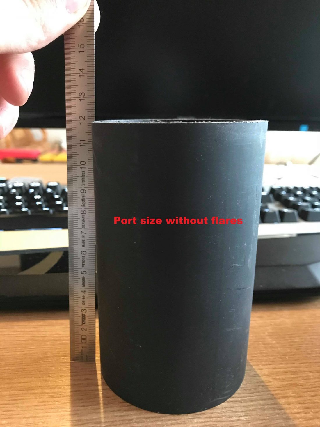 bass reflex port tube